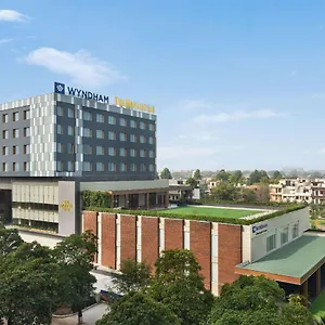 wyndham-chandigarh-mohali.shimlahotels.net/