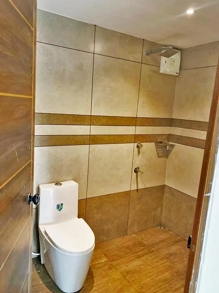 Misty Hideout Bed & Breakfast Kakkadampoyil